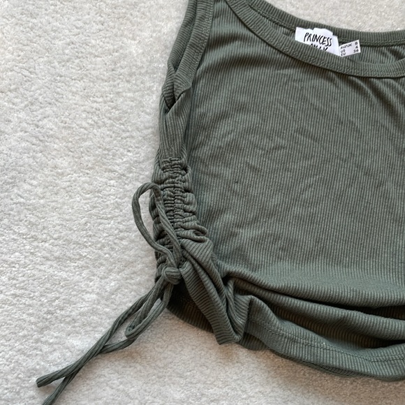 Princess Polly Madelyn Top in Green US 4 - Picture 4 of 10